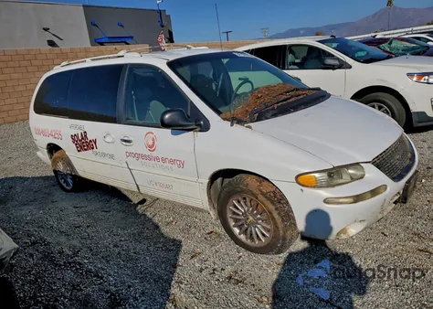 2005 Chrysler Town & Country Limited from USA, damaged, VIN 1C4GP64L1XB707110